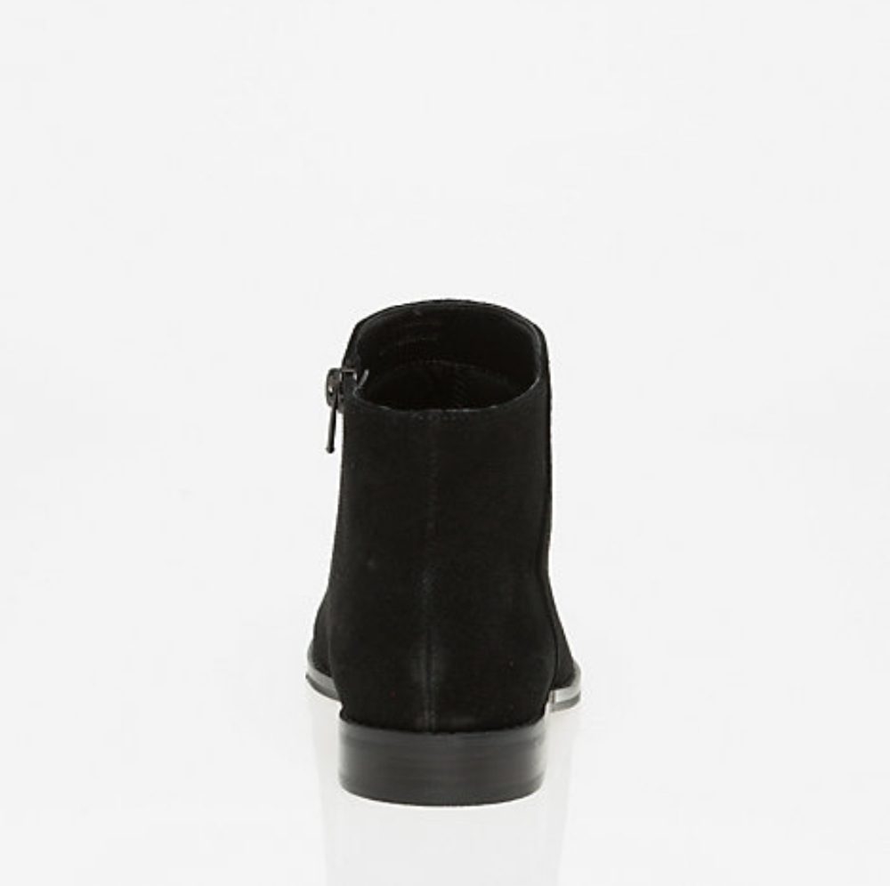 Le Chateau NWT Women's Size 8 (Eur 38) Black Suede Ankle Boots - Picture 5 of 11